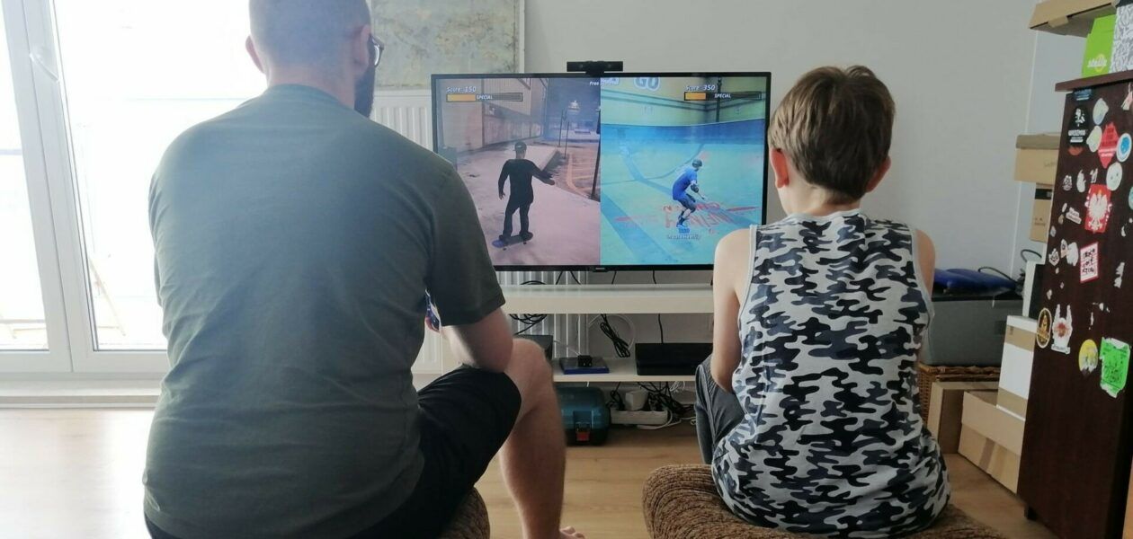 Jak grać z dzieckiem w gry wideo – miniporadnik dla rodziców